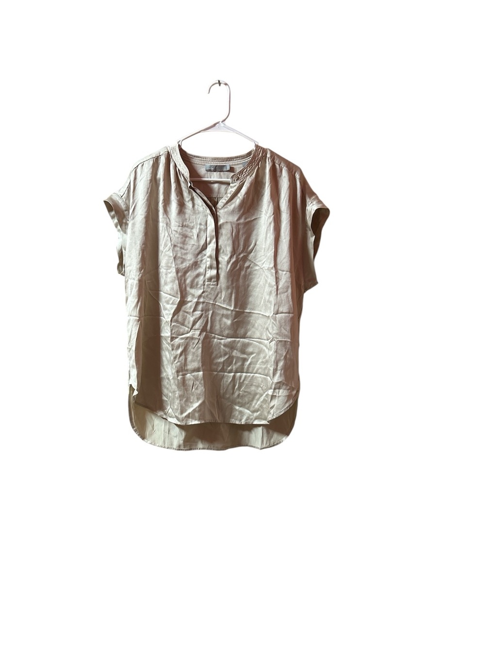 Vince 100% Silk Champagne Beige Split-Neck Cap Sleeve Blouse
